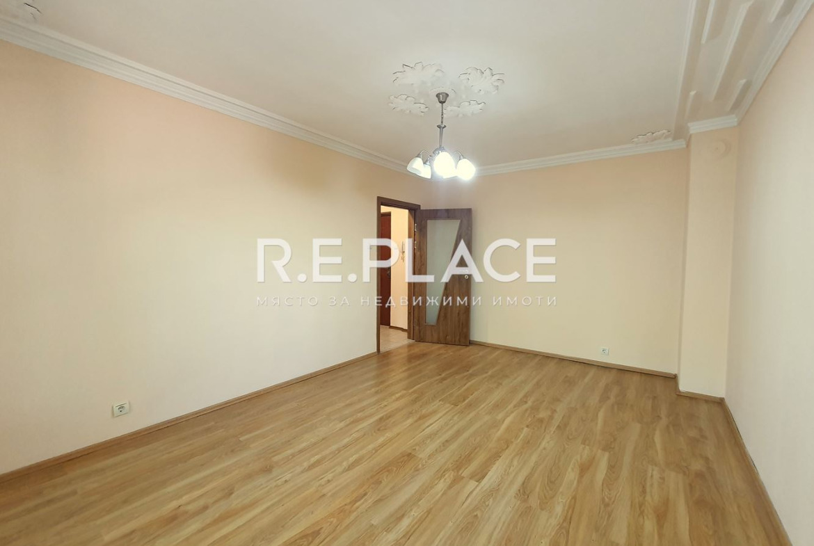 Продава южен апартамент с три стаи! Цветен квартал, гр. Варна