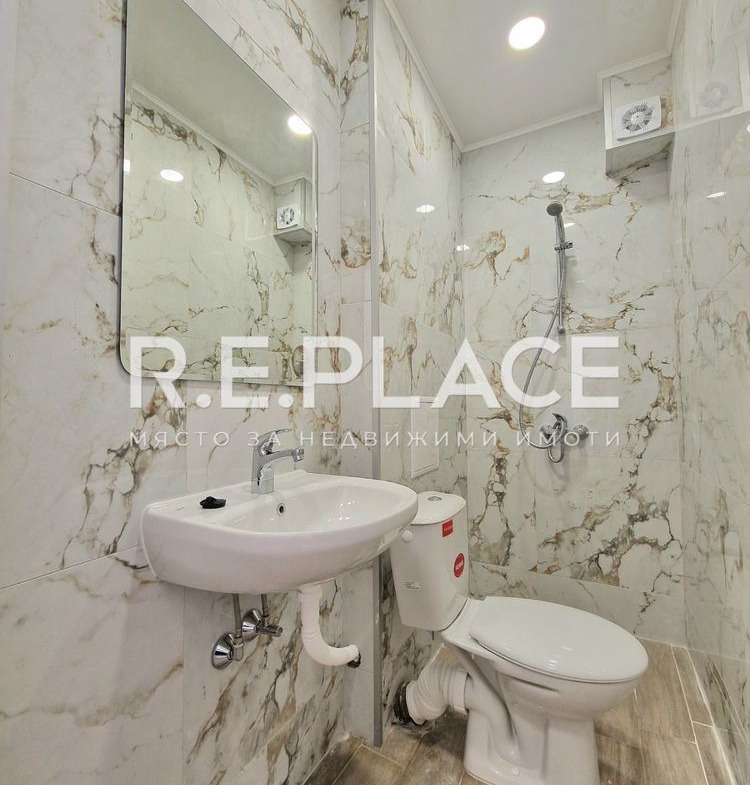 Едностаен апартамент за продажба в район Младост, гр. Варна.