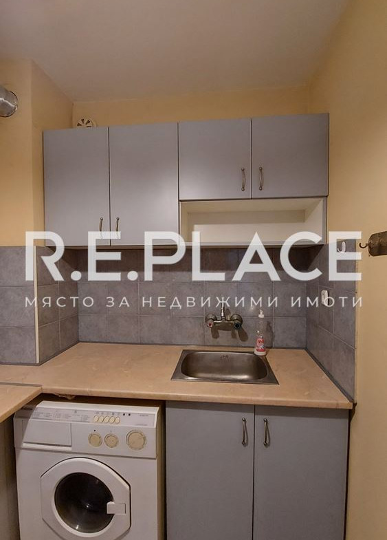 Едностаен апартамент под наем район спортна зала