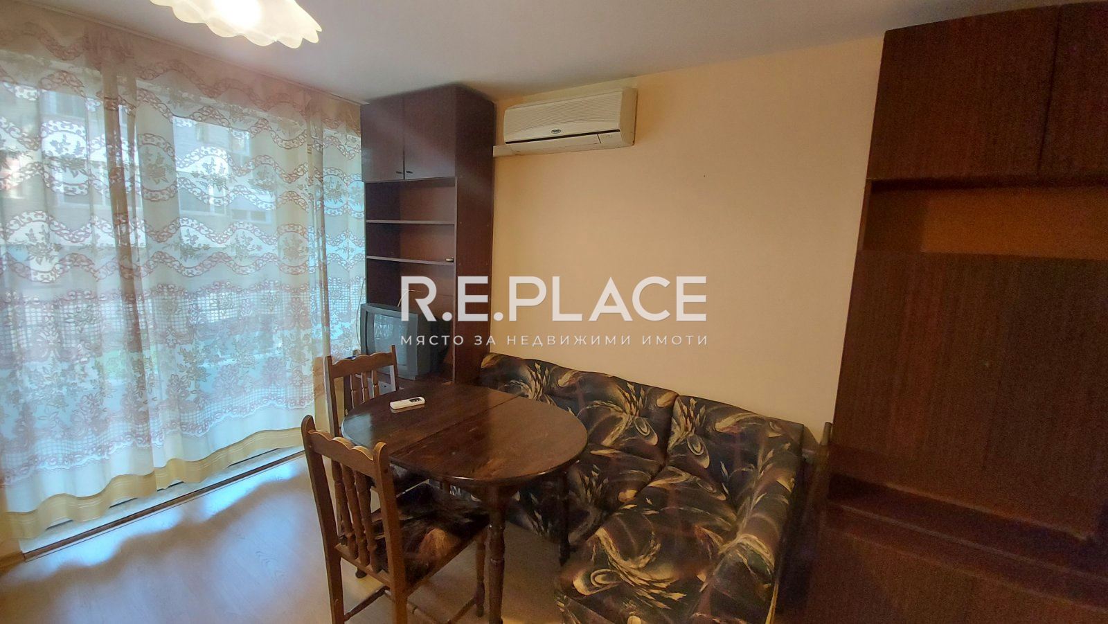 Едностаен апартамент под наем район спортна зала