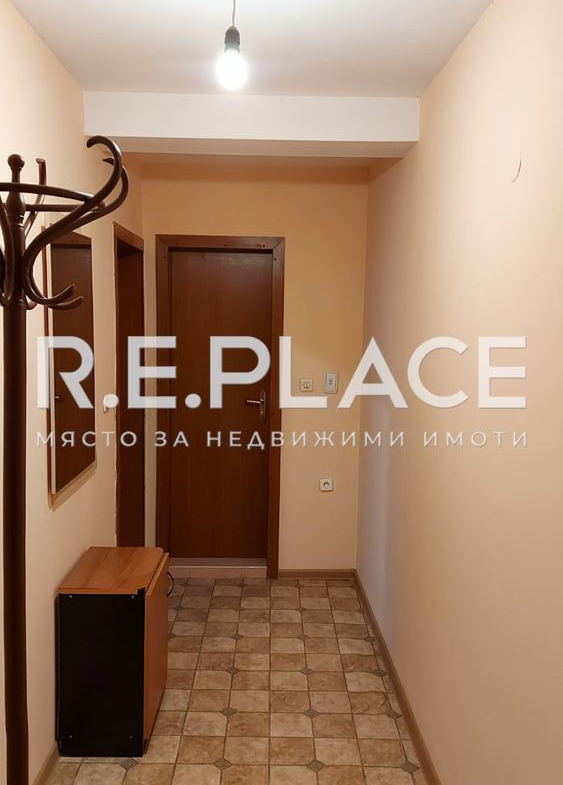 Едностаен апартамент под наем район спортна зала