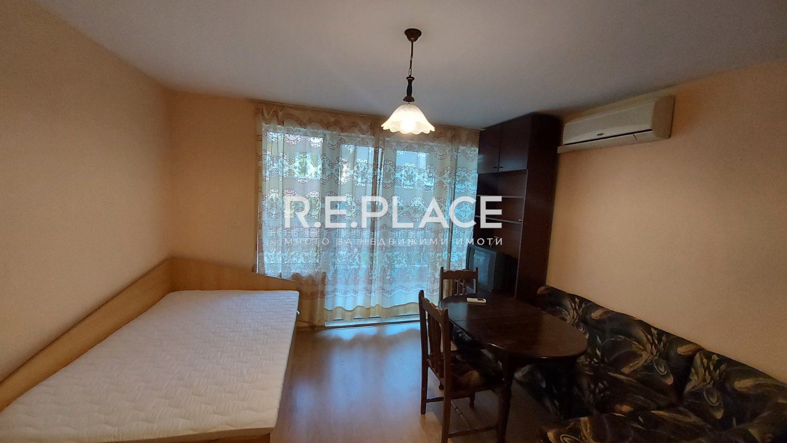 Едностаен апартамент под наем район спортна зала