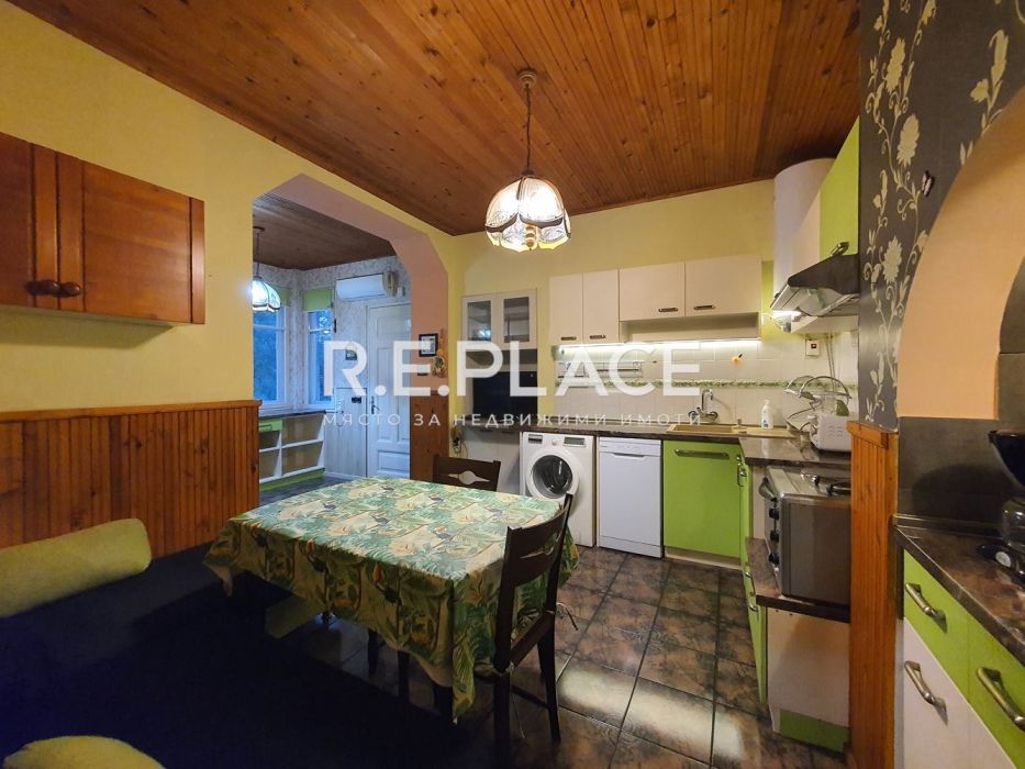 Етаж от къща под наем Нептун, гр. Варна