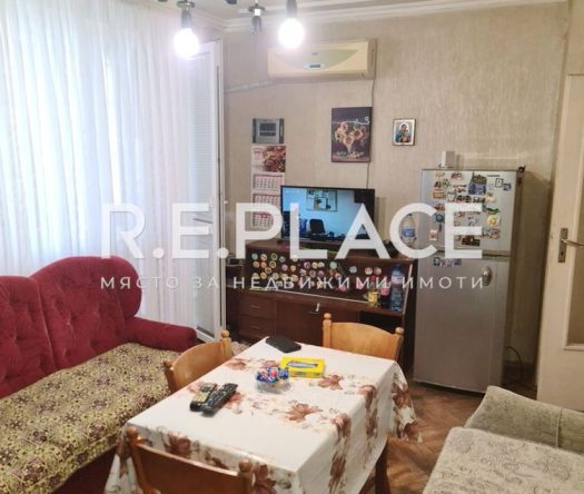 Продава тристаен апартамент в Младост, град Варна