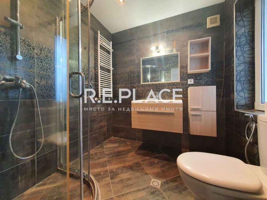 Къща под наем в квартал Галата, гр. Варна