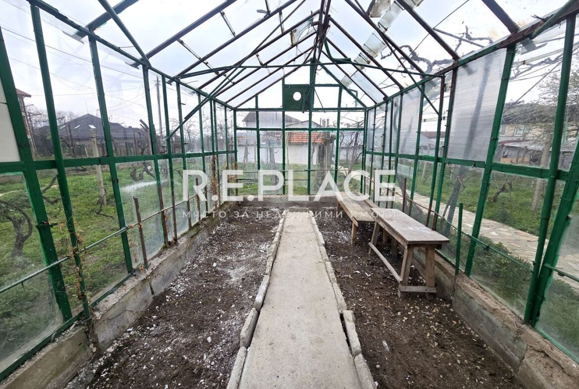 Етаж от къща под наем в м-ст Франга дере, Варна