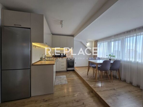 Тристаен апартамент за продажба до Колхозен пазар, Варна