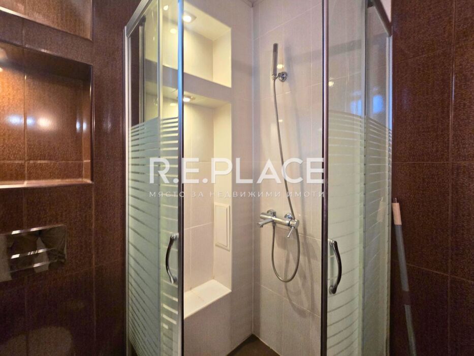 Тристаен апартамент под наем в квартал Чайка (Тенискортовете), гр. Варна