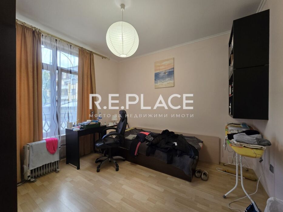 Уникален тристаен апартамент под наем в луксозен затворен комплекс – кв. Бриз, Варна