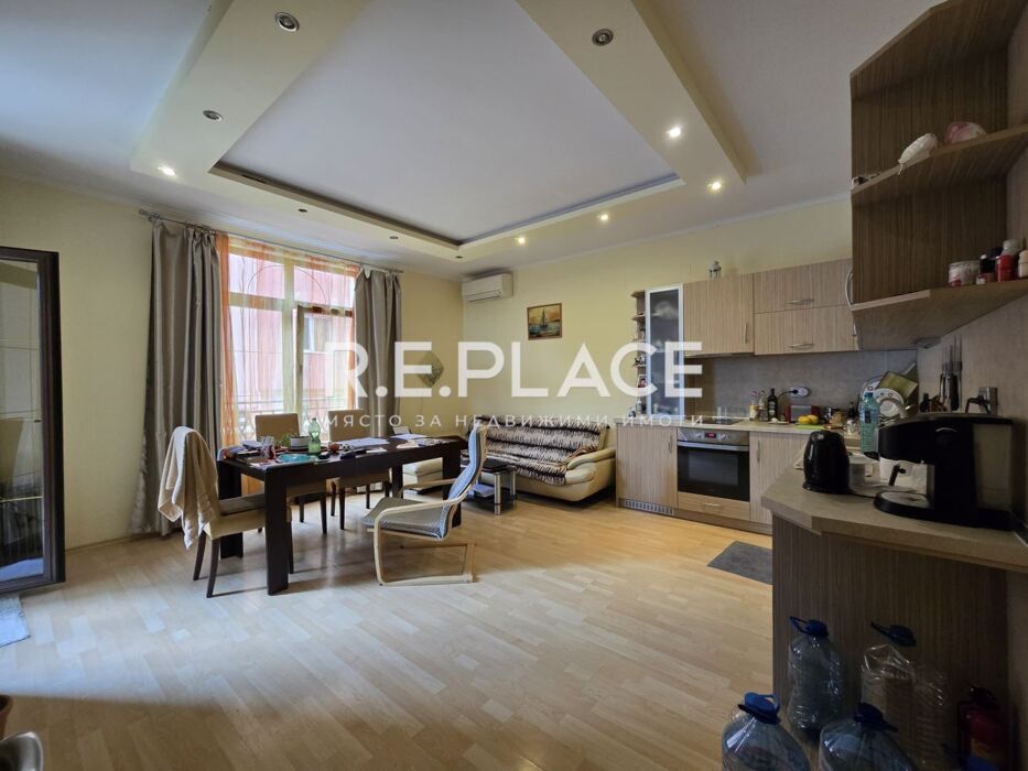 Уникален тристаен апартамент под наем в луксозен затворен комплекс – кв. Бриз, Варна