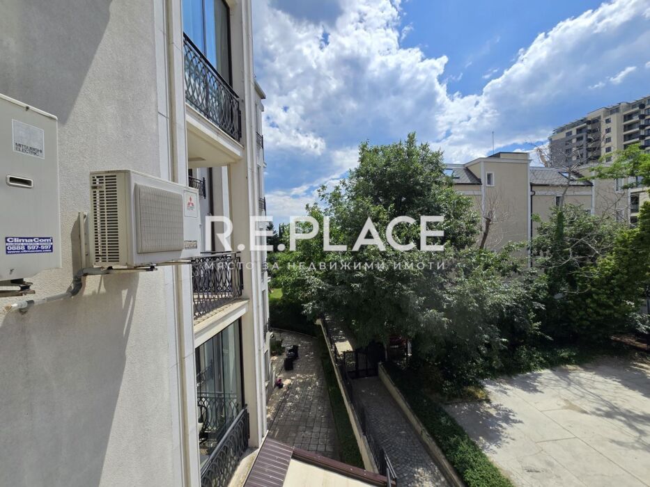 Уникален тристаен апартамент под наем в луксозен затворен комплекс – кв. Бриз, Варна