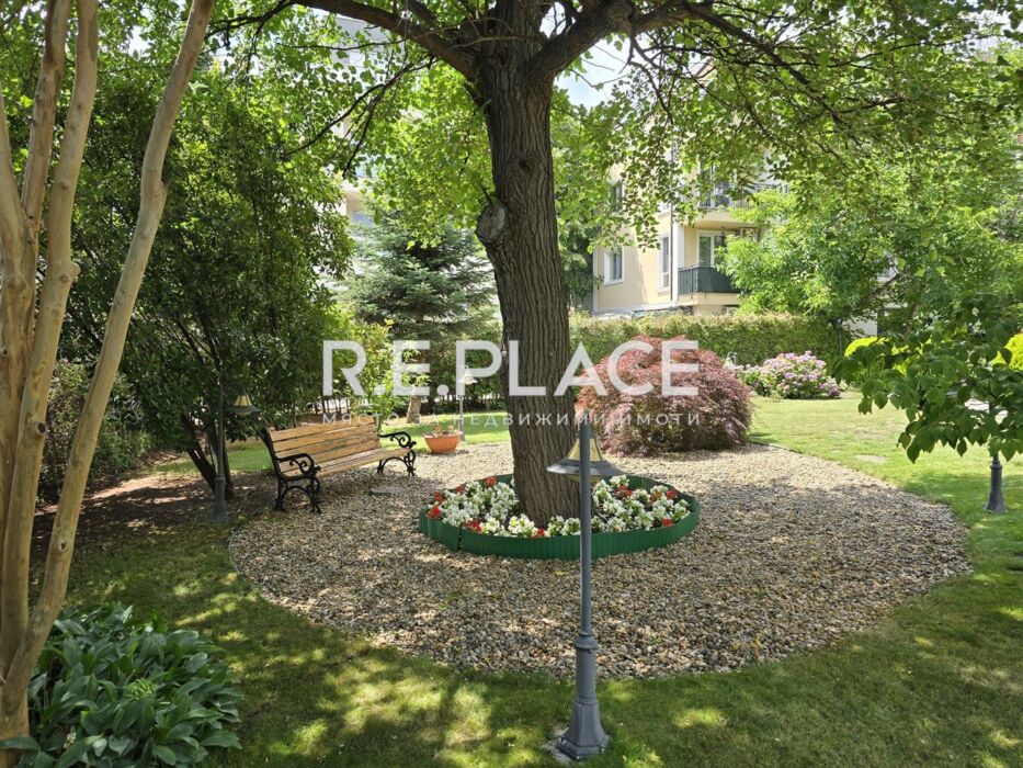 Уникален тристаен апартамент под наем в луксозен затворен комплекс – кв. Бриз, Варна