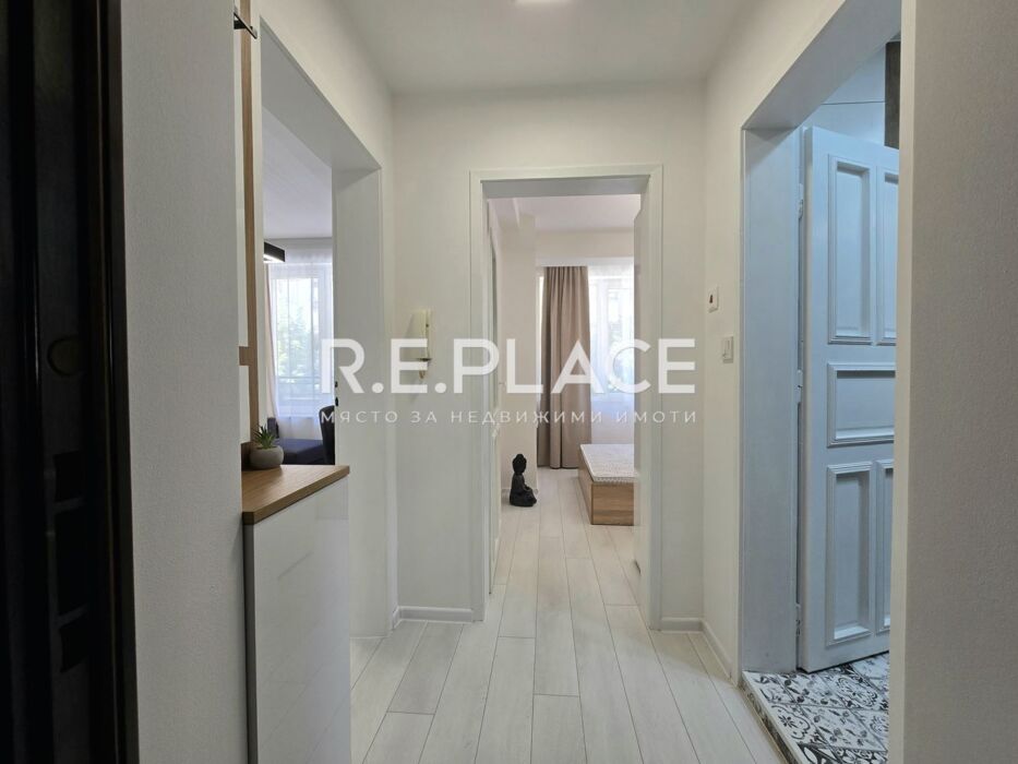 Продава двустаен апартамент в район Спортна зала / ВИНС , гр. Варна