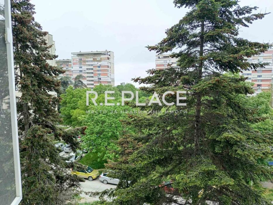 Продава 3-стаен тухлен апартамент в гр. Варна, кв.Чайка