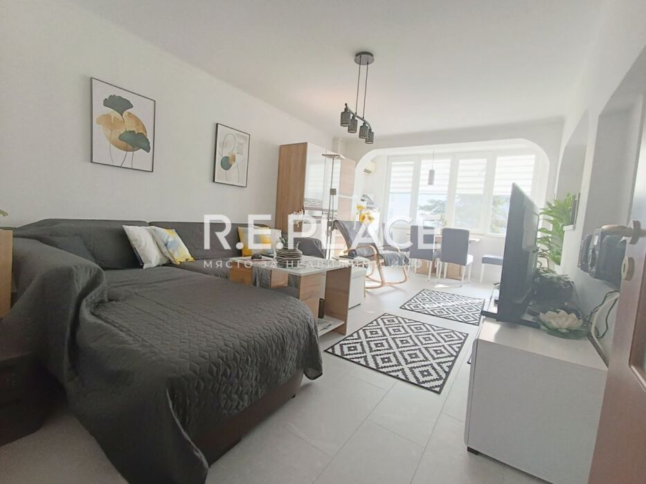 Продава 3-стаен тухлен апартамент в гр. Варна, кв.Чайка