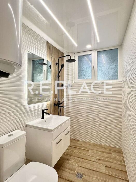 Продава двустаен апартамент, гр Варна, кв. Чайка