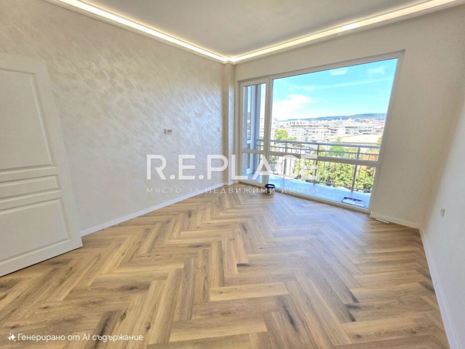 Продава тристаен апартамент, гр. Варна, Център