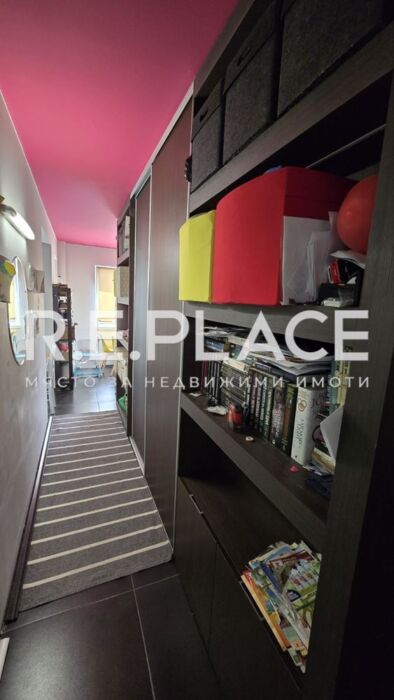 Тристаен апартамент, гр. Варна, кв. Младост 2, до Ледената пързалка