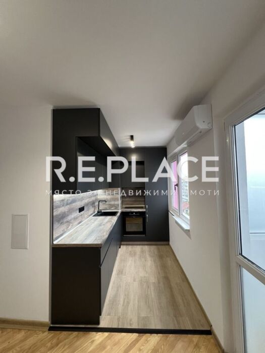 Продава четиристаен апартамент в гр. Варна, кв. Левски