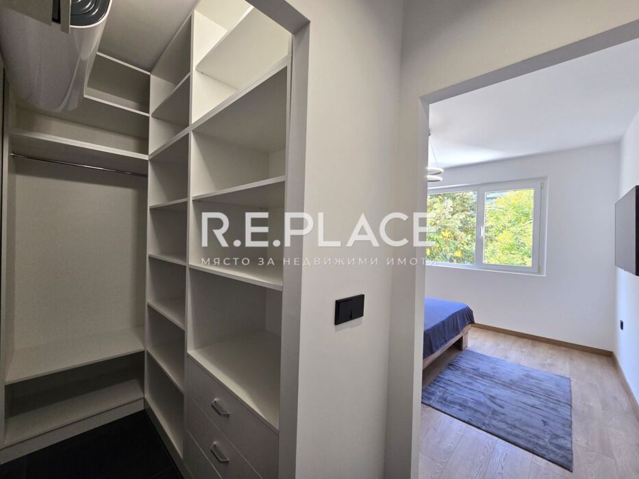 Продава апартамент с четири стаи в гр. Варна, район Електрон (Чаталджа)