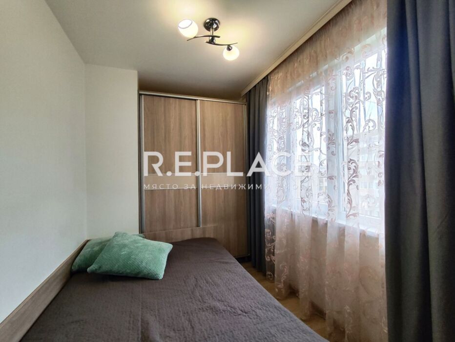 Продава двустаен апартамент в гр. Варна, район Лятно кино Тракия