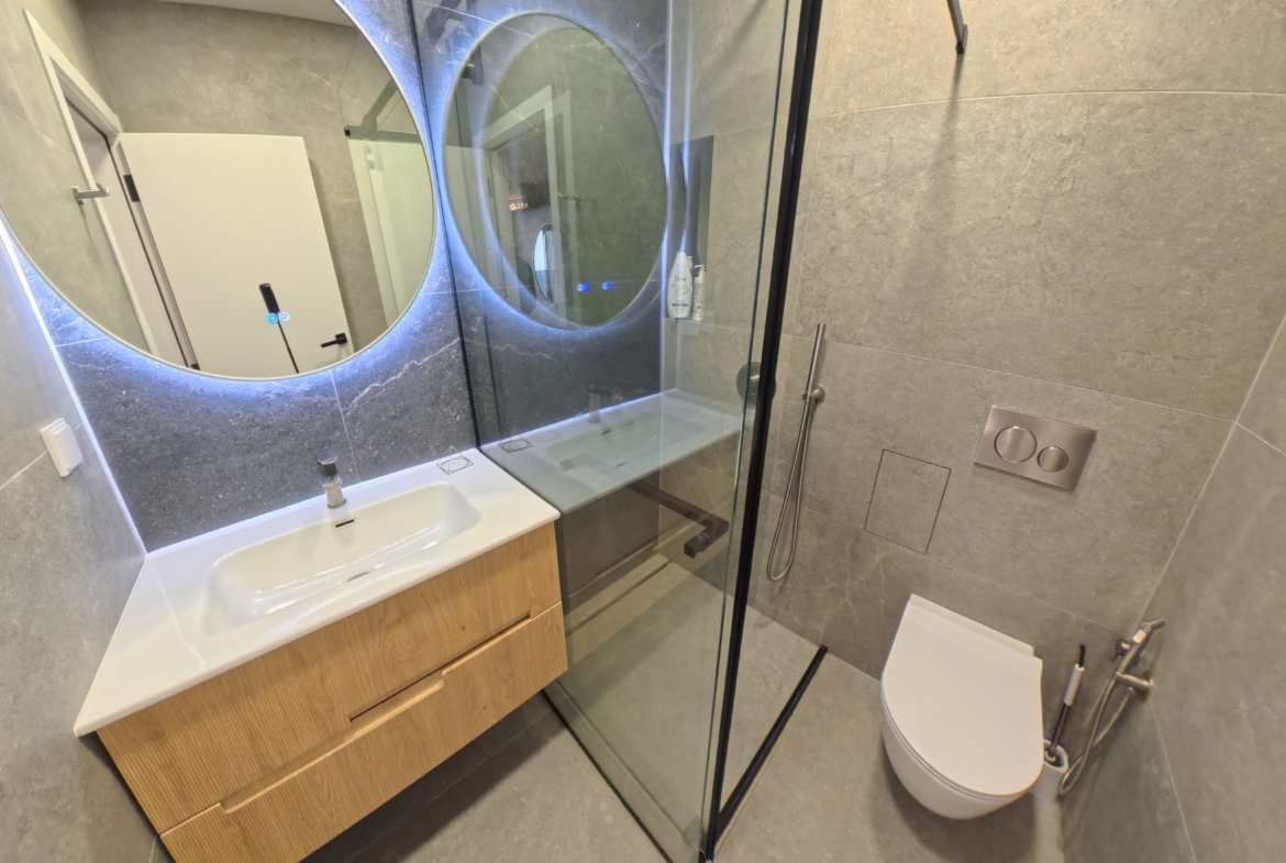 Баня с тоалет