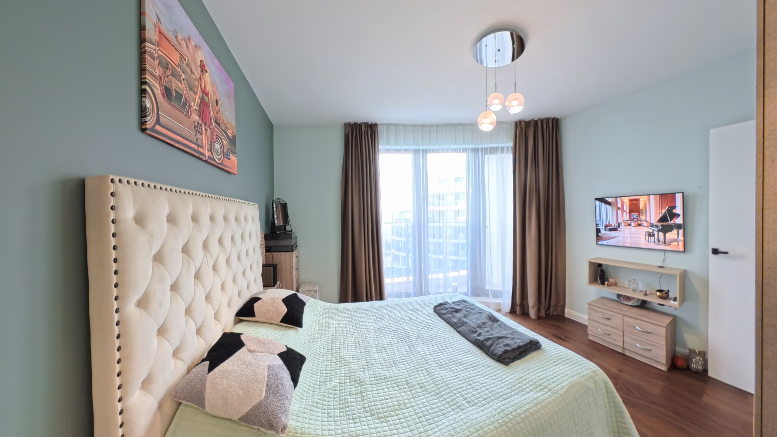 Родителска спалня със санитарно помещение