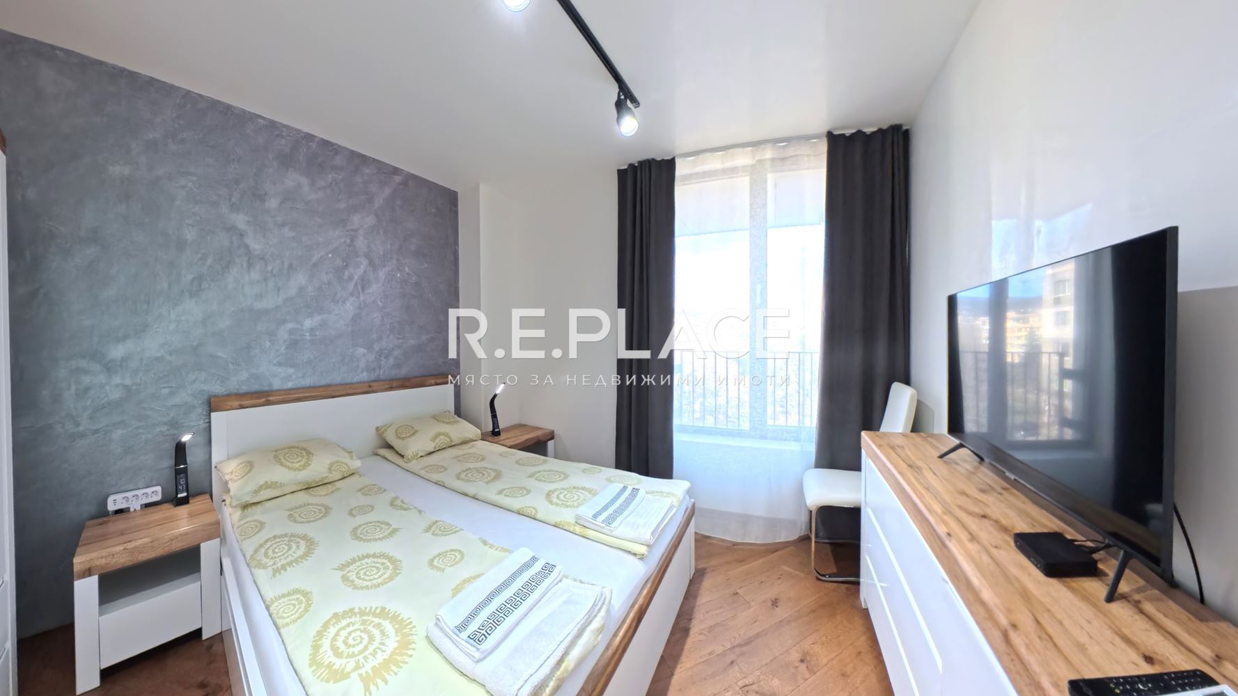 Продава тристаен апартамент в центъра на град Варна