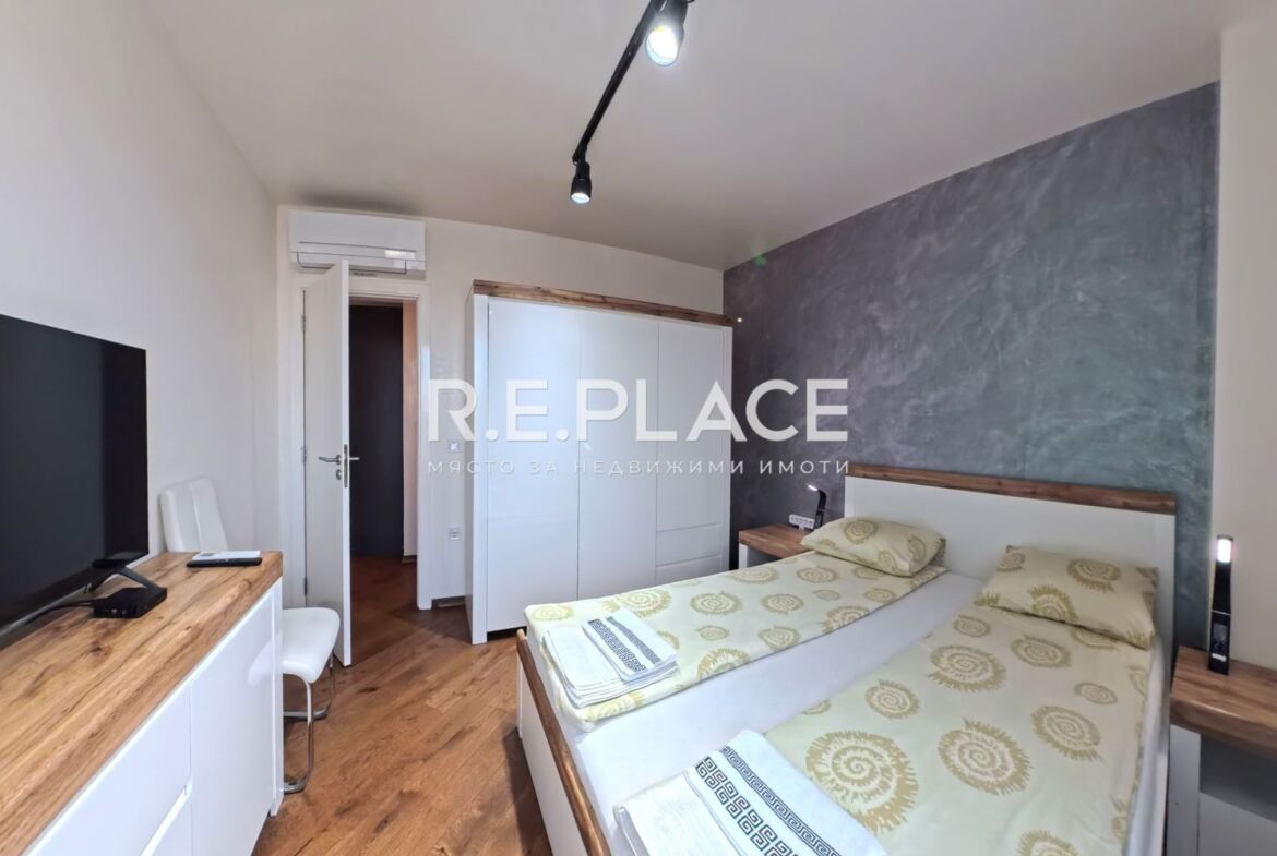 Продава тристаен апартамент в центъра на град Варна