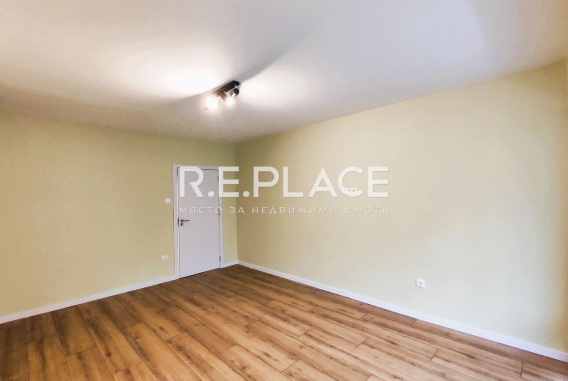 Продава четиристаен апартамент в гр. Варна, кв. Чайка