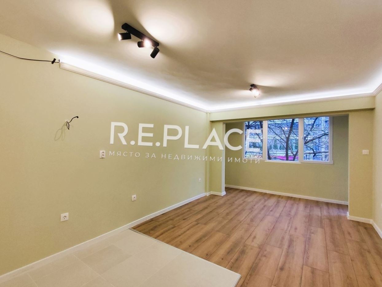 Продава четиристаен апартамент в гр. Варна, кв. Чайка