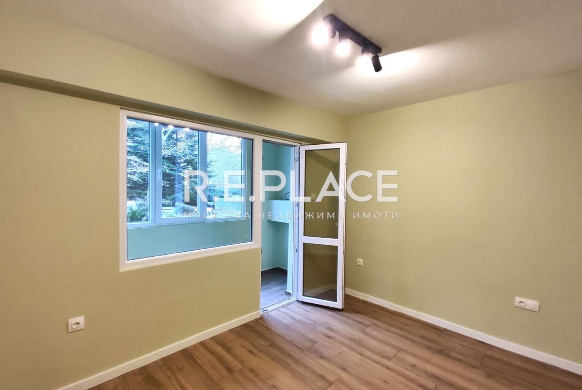 Продава четиристаен апартамент в гр. Варна, кв. Чайка