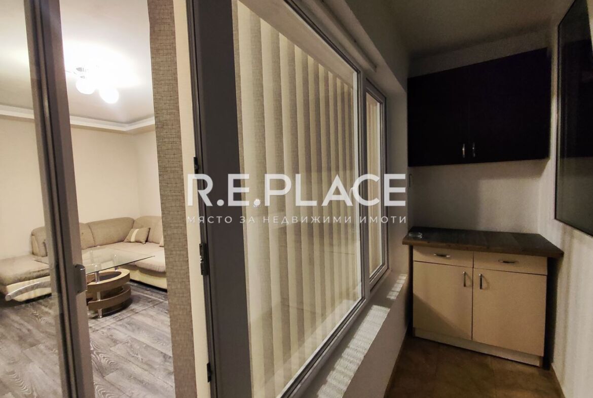 Продава апартамент с три стаи гр. Варна, жк. Владислав Варненчик