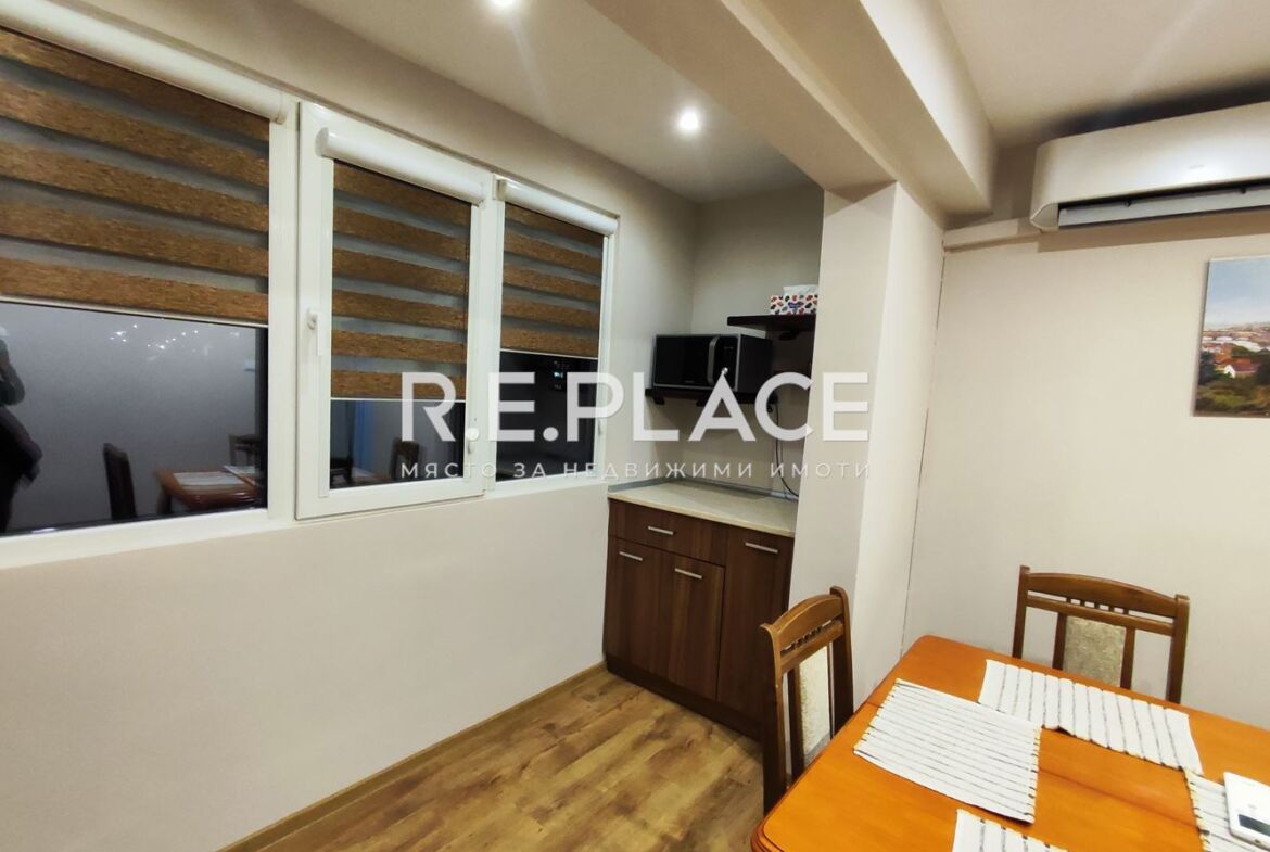 Продава апартамент с три стаи гр. Варна, жк. Владислав Варненчик