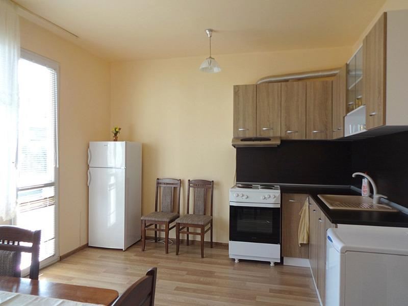 Двустаен апартамент под наем в кв. Младост, гр. Варна