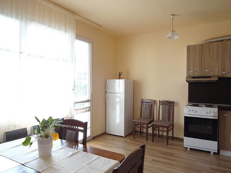 Двустаен апартамент под наем в кв. Младост, гр. Варна