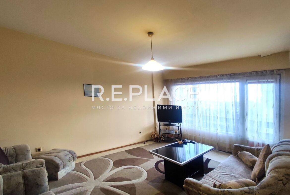 Продава апартамент с три стаи гр. Варна, кв. Младост