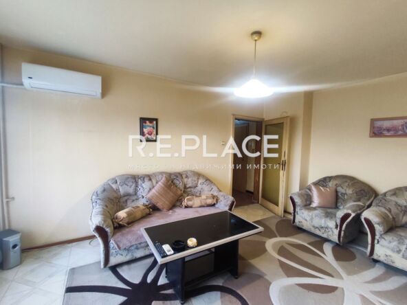 Продава апартамент с три стаи гр. Варна, кв. Младост