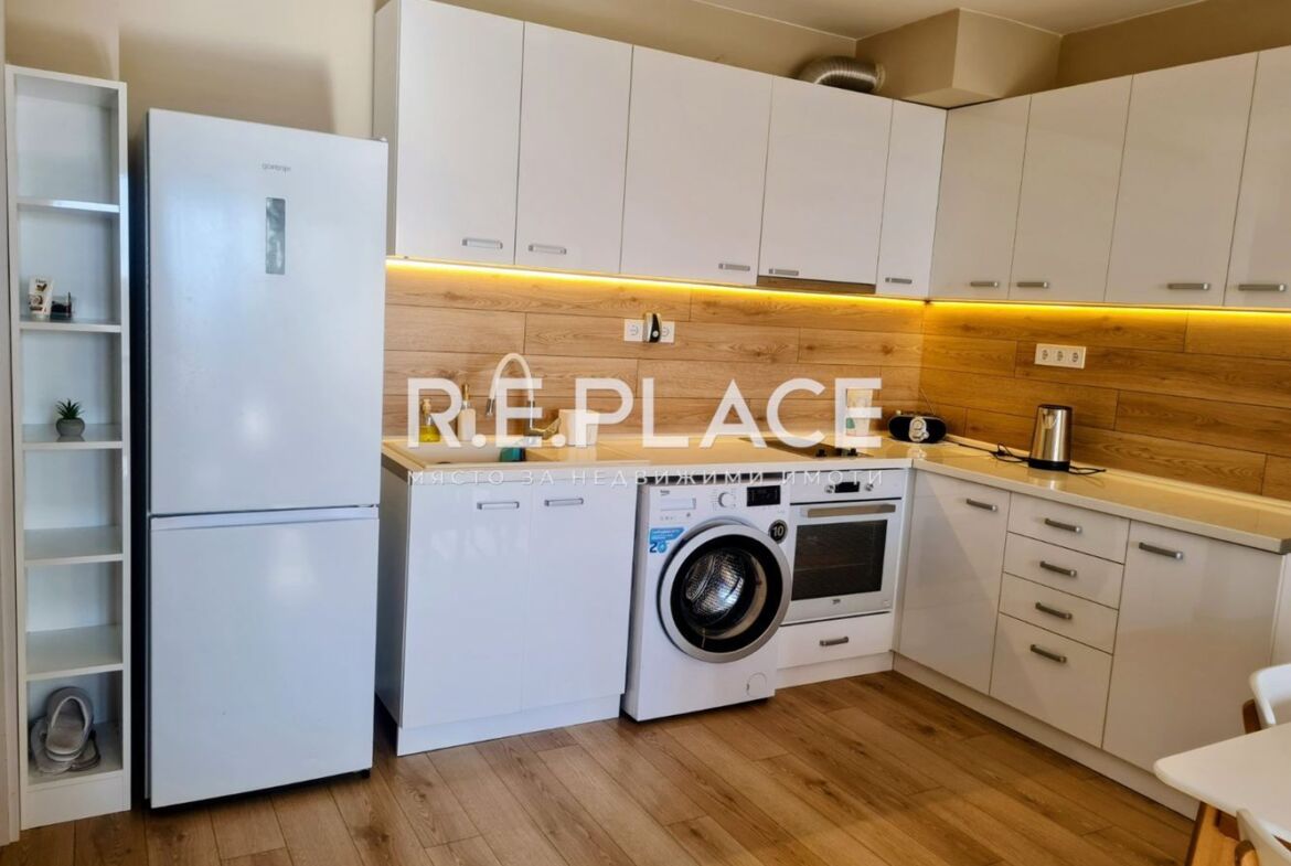 Продава двустаен апартамент гр. Варна, кв. Бриз