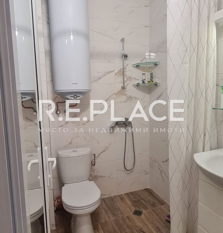 Продава двустаен апартамент гр. Варна, кв. Бриз