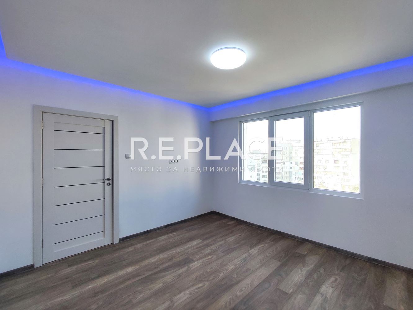 Продава апартамент с три стаи ж.к. Владиславово, гр. Варна