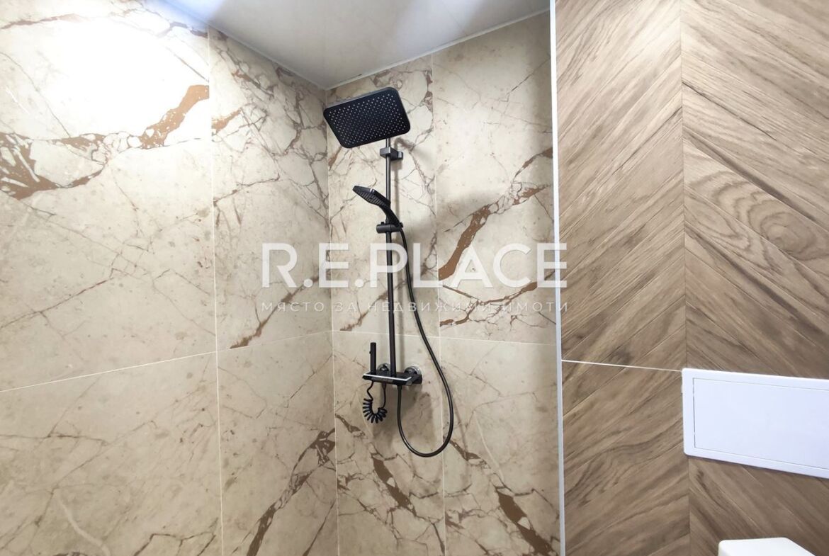 Продава апартамент с три стаи ж.к. Владиславово, гр. Варна