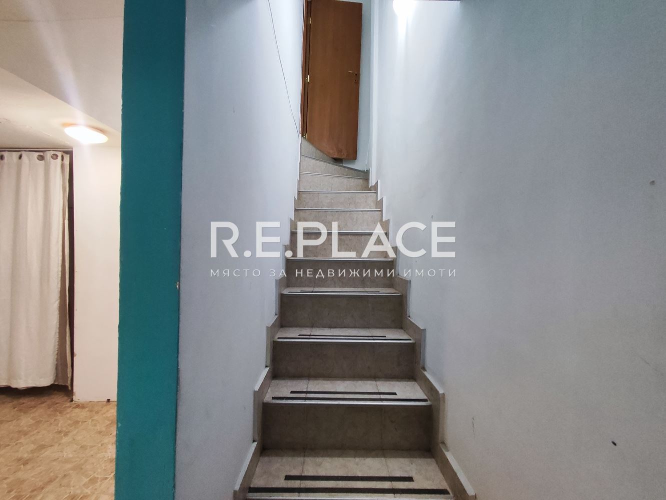 Офис под наем в гр. Варна, Колхозен Пазар