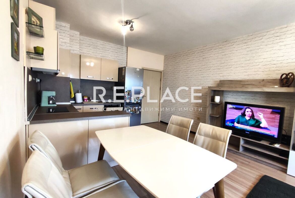 Продава двустаен апартамен кв. Левски, гр. Варна