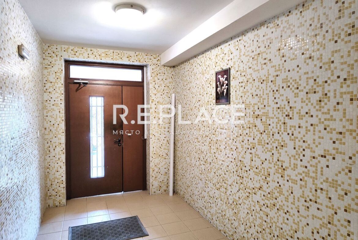 Продава двустаен апартамен кв. Левски, гр. Варна