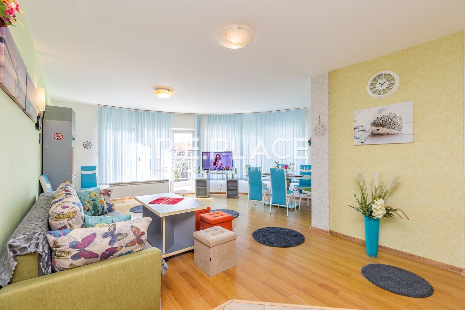 Продава четиристаен апартамент, гр.Варна, Общината!