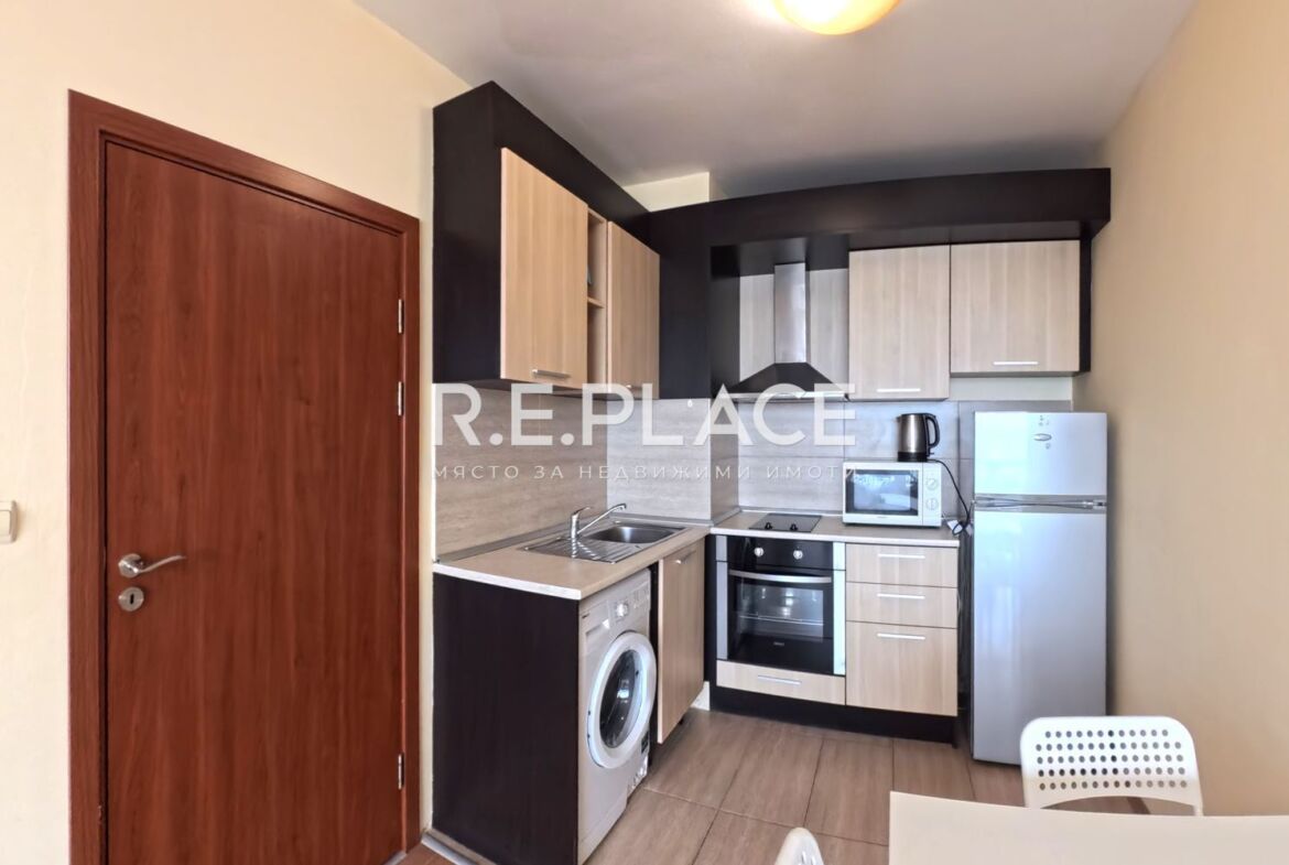 Продава двустаен апартамент в м-т Ален Мак, гр. Варна