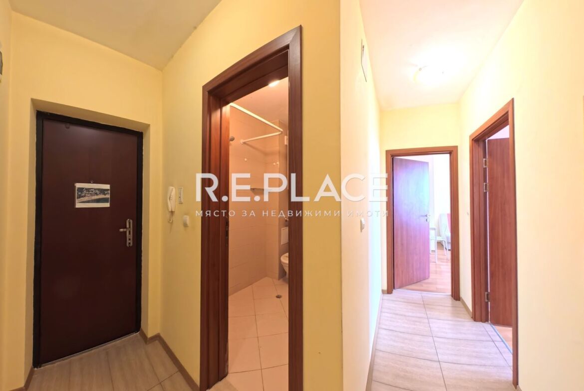 Продава двустаен апартамент в м-т Ален Мак, гр. Варна
