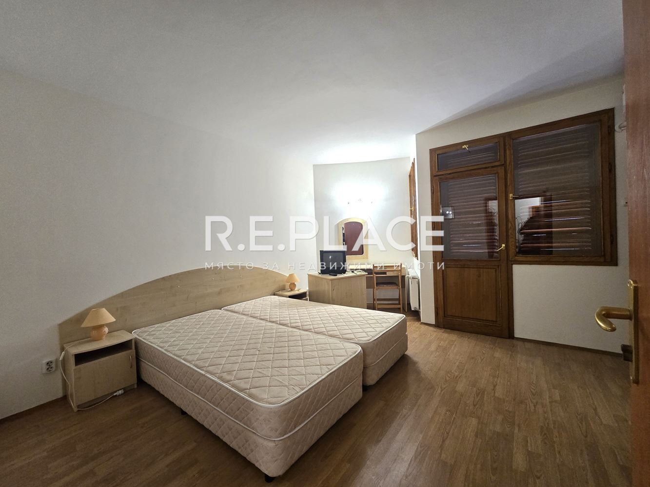 Продава Хотел м-т Ален Мак, гр. Варна