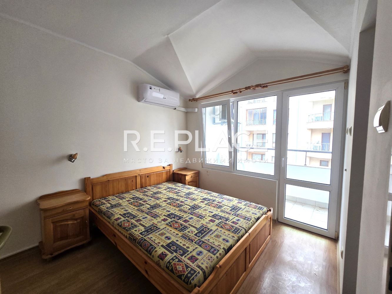 Продава Хотел м-т Ален Мак, гр. Варна